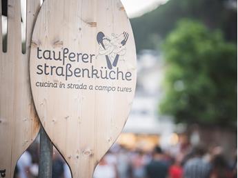 strassenkueche-sand-in-taufers-ahrntal-valle-aurina-tv-sand-in-taufers-koni-studios-36