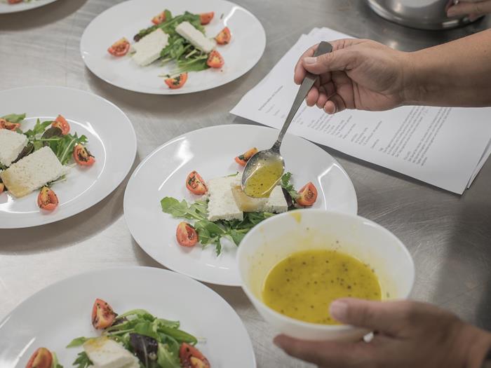 tina-marcelli-kochkurs-graukaese-martin-zimmerhofer-56