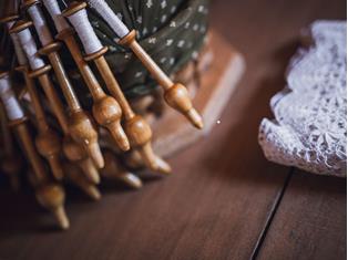 The art of bobbin lacemaking