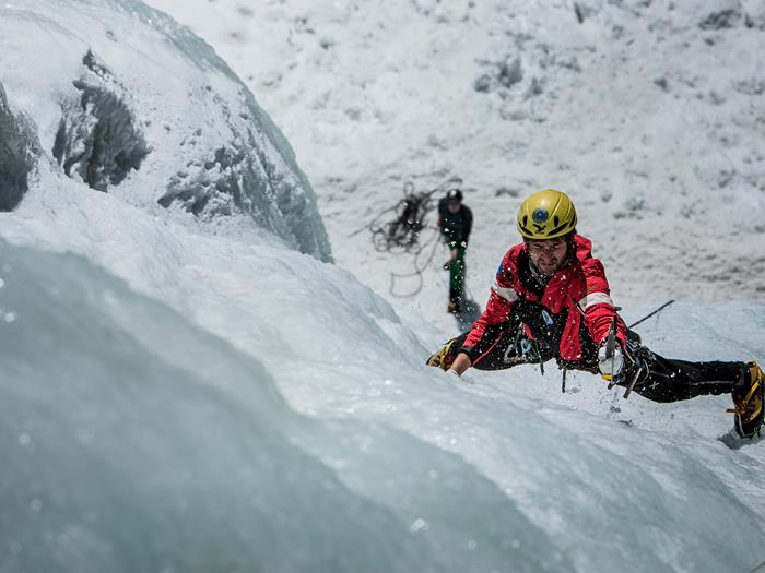 eisklettern-ahrntal-valle-aurina-idm-suedtirol-hansi-heckmair-6