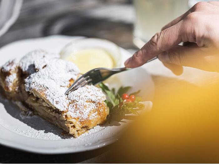 genuss-kulinarik-ahrntal-valle-aurina-tv-sand-in-taufers-manuel-kottersteger-1