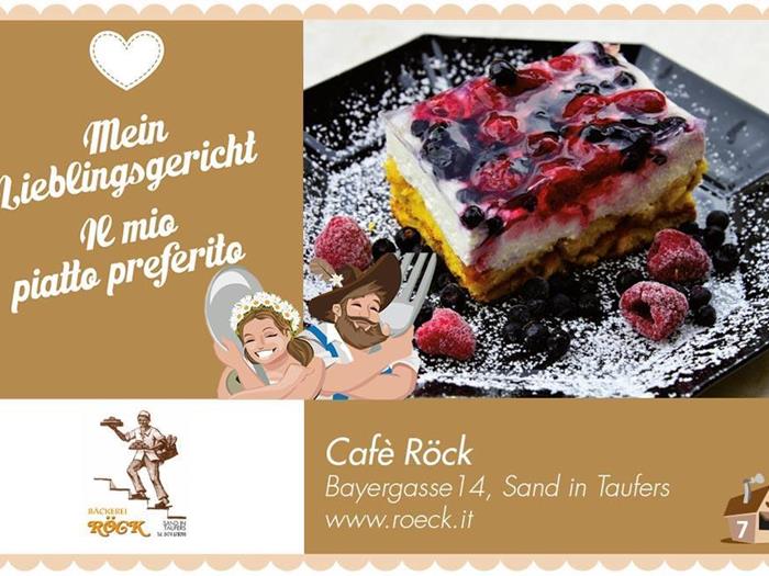 strassenkueche-roeck-himbeerheidelbeerschnitten