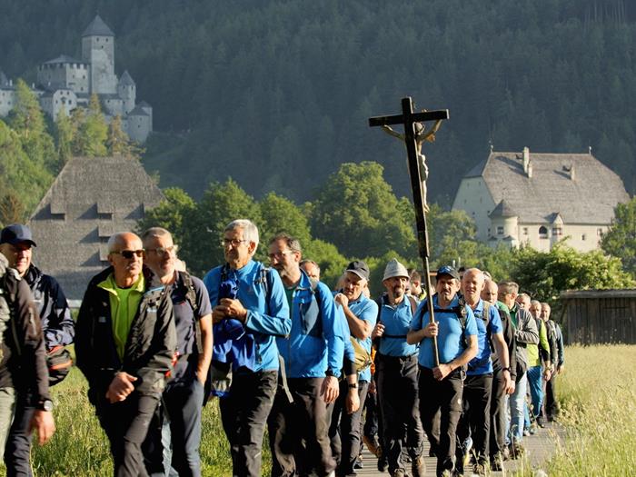 ahrner-bittgang-2022-screenshot-credits-manfred-feichter-02