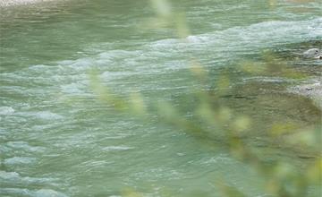 Pesca nel torrente Aurino a Predoi e Casere