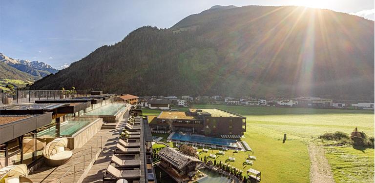 Schwarzenstein Alpin & Spa Resort