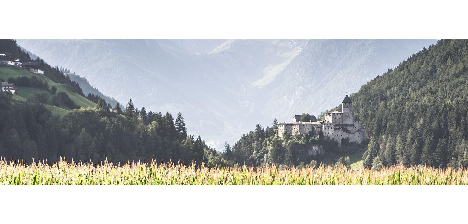 hero-burg-taufers-sand-in-taufers-ahrntal-valle-aurina-tv-sand-in-taufers-manuel-kottersteger-1